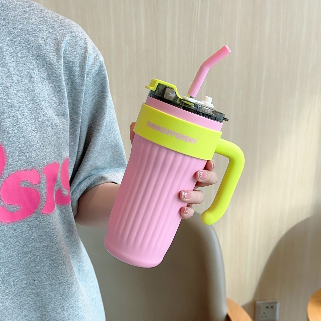 Giant Thermos Cup With Straw
